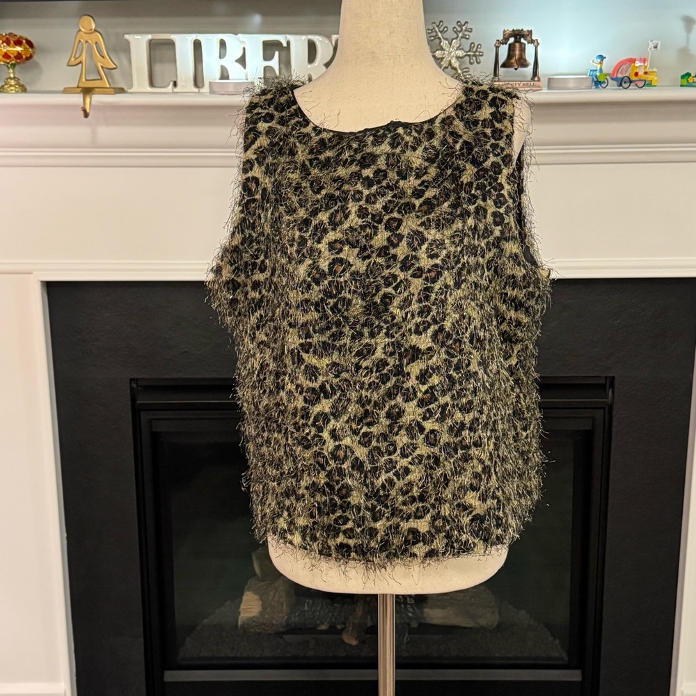✨ R&K Evening Metallic Textured Leopard Tank – Size L (Made in USA)